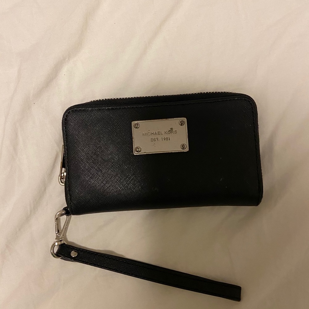 Michael Kors wristlet